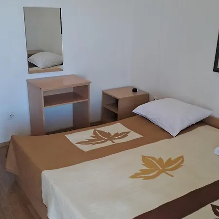 Jure Erceg * Starigrad Paklenica